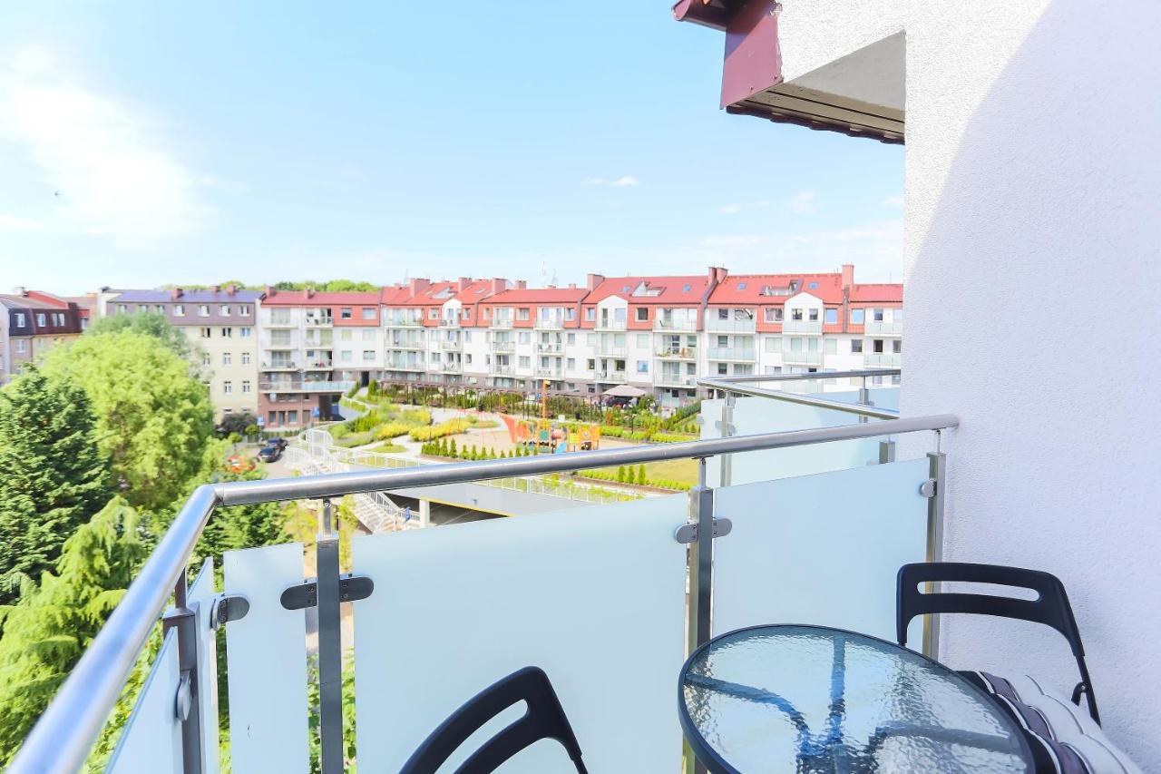 Apartamenty Swinoujscie - Kwartal Rozy Wiatrow II Kültér fotó