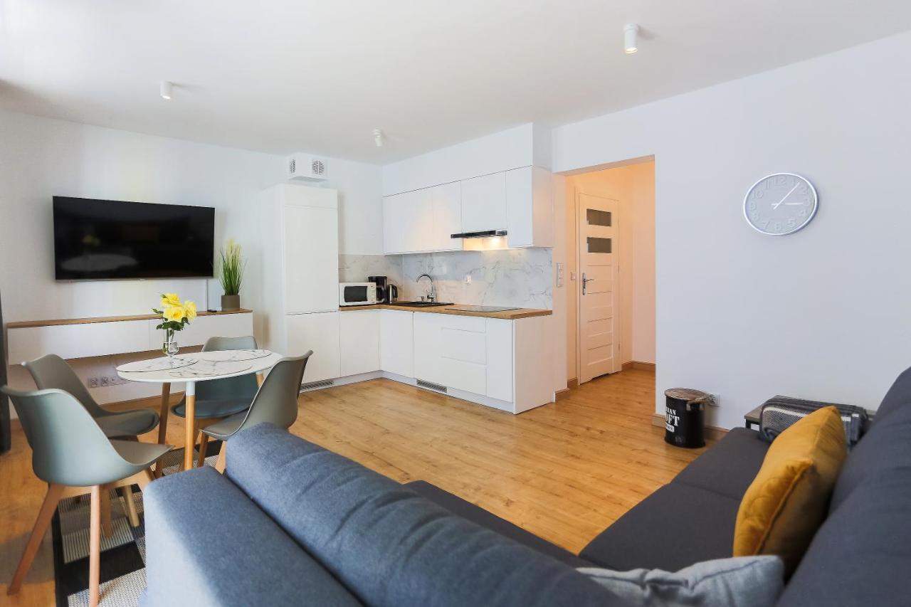 Apartamenty Swinoujscie - Kwartal Rozy Wiatrow II Kültér fotó