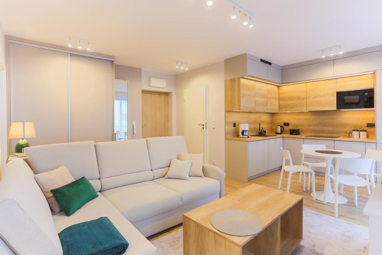 Apartamenty Swinoujscie - Kwartal Rozy Wiatrow II Kültér fotó